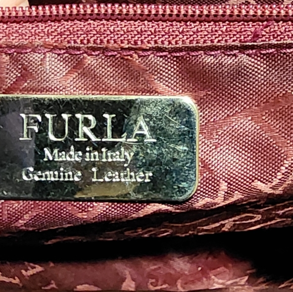 FURLA Made in Italy/Dark Burgundy Large Patent Leather Shoulder Bag Tote - Picture 5 of 12